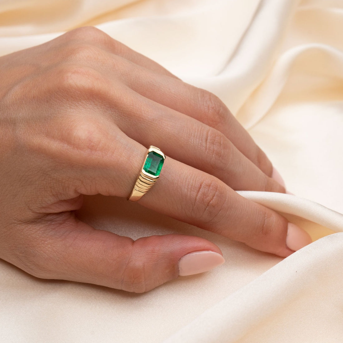 14k Emerald Pyramid Ring