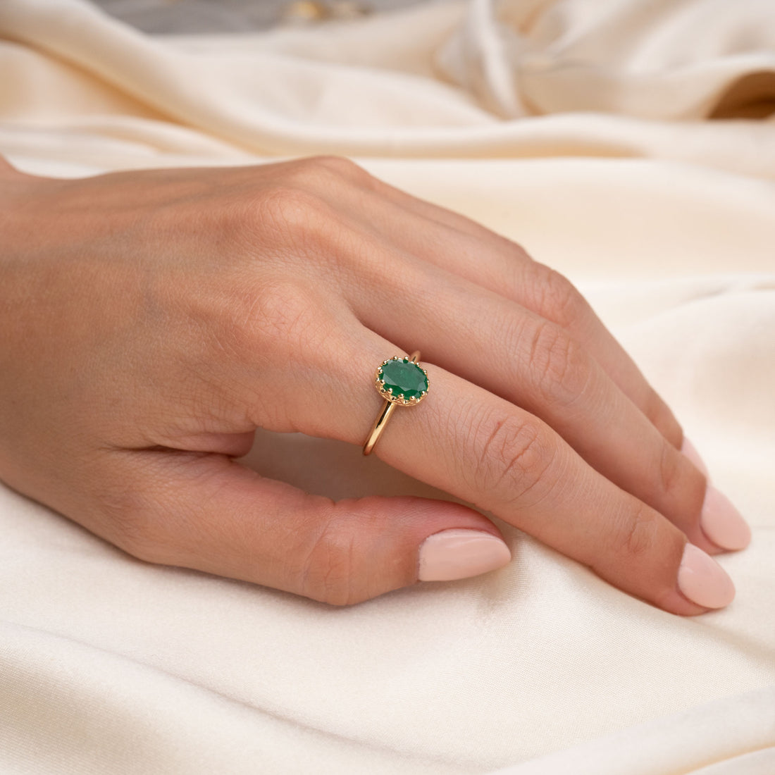 14k Emerald Crown Ring