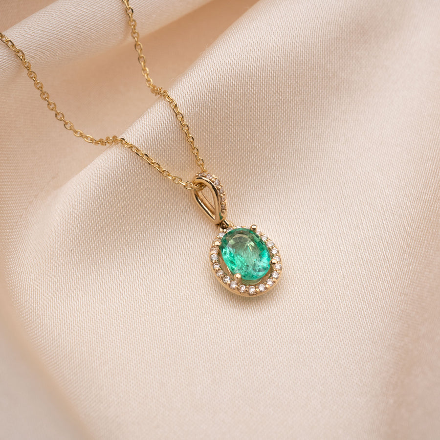14k Oval Emerald Necklace