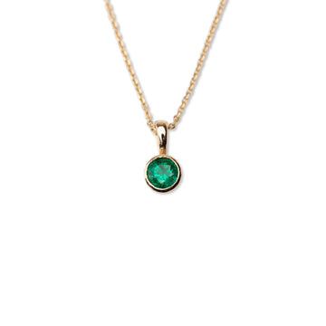 14k Circular Emerald Bezel Necklace