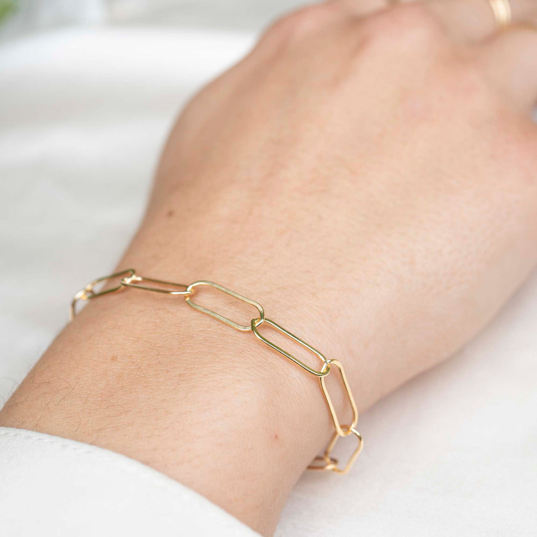 Gold Loops Bracelet, 14k Gold Bracelet, Simple Gold Bracelet, Chain and Link Bracelet, Bracelet, Chain Bracelet, Bold Bracelet, Gold Filled