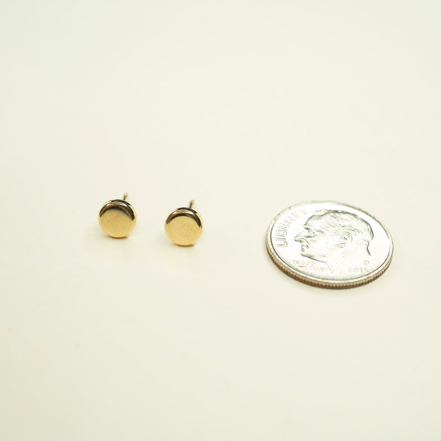 Solid 14k Gold Circle Stud Earrings, Gold Studs,  Studs, Gold Studs, Earrings, Gold Filled Earrings, 14k Gold Studs