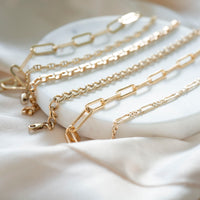 Gold Figaro Bracelet, 14k Gold Bracelet, Simple Gold Bracelet, Chain and Link Bracelet, Chain Bracelet, Gift for Her, Rectangle Bracelet
