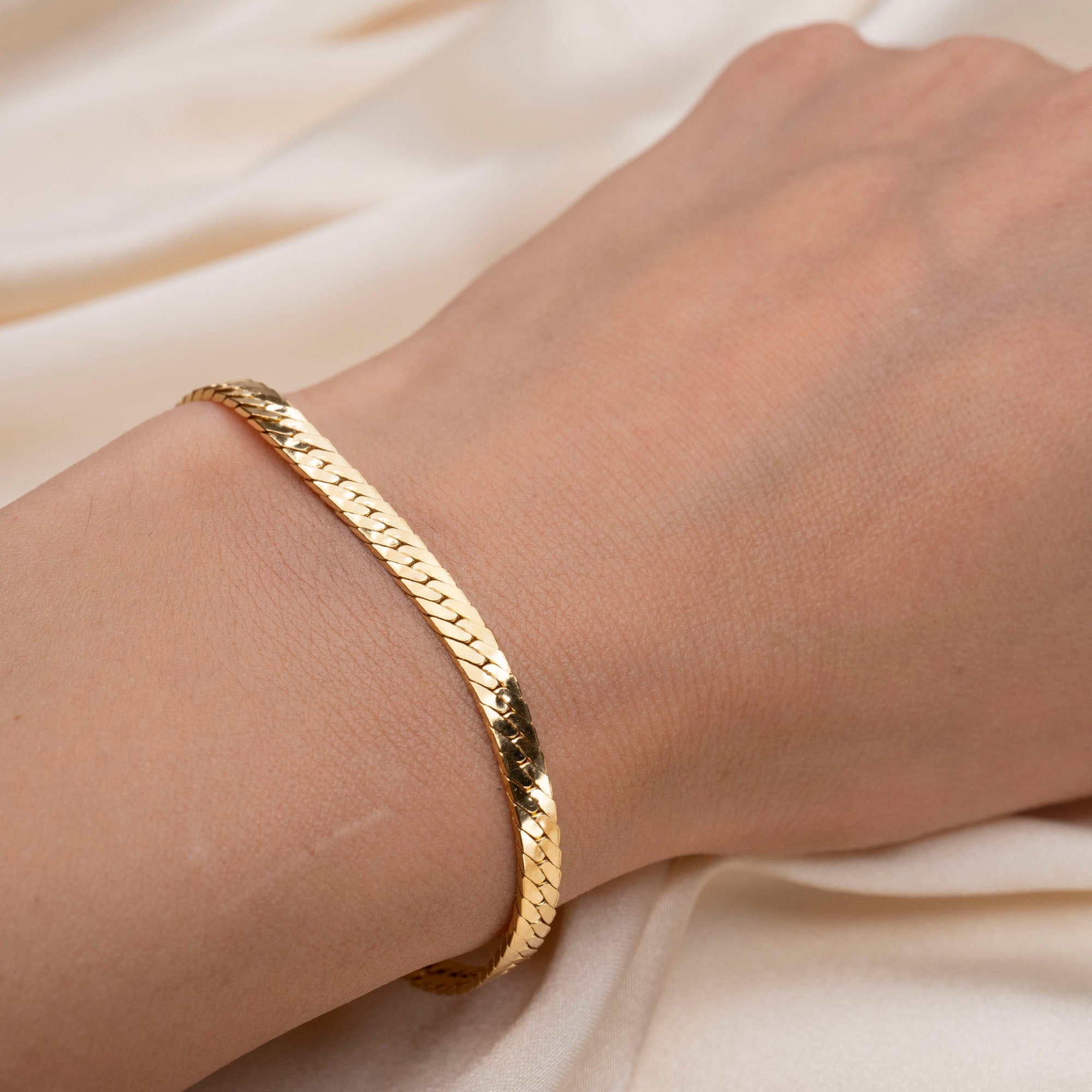 Gold 5mm Herringbone Bracelet